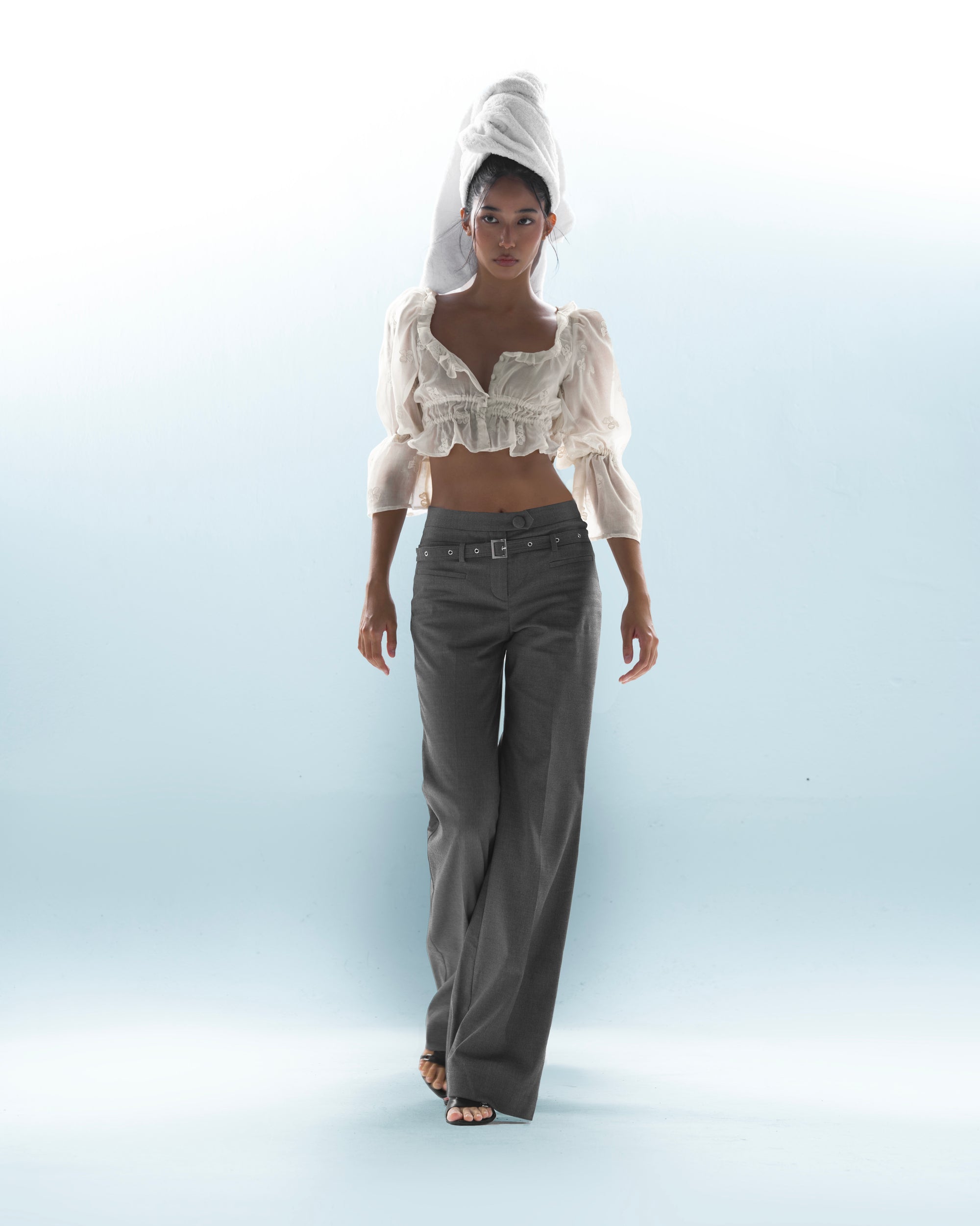 Rachel Pants with Tassel &amp; Metal Logo Accesories